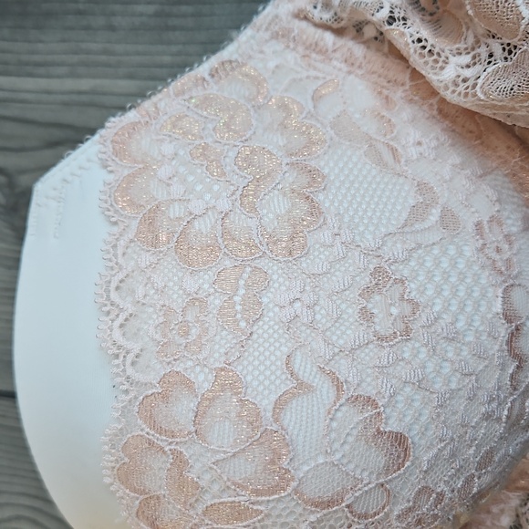 Vintage Victoria's secret Dream Angel lined demi bra - Picture 10 of 10